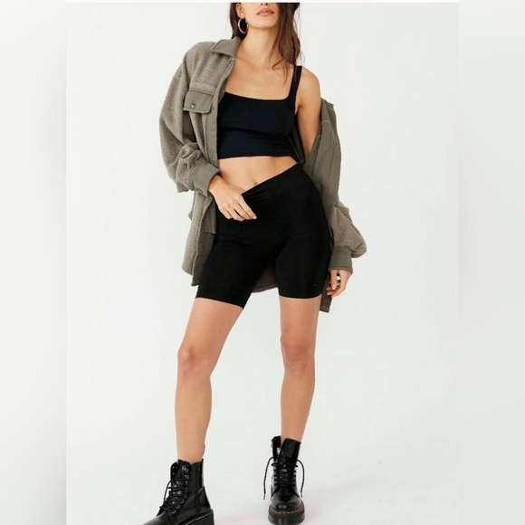 Free People Seamless Bike Shorts/Black - Picture 1 of 16